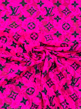 Load image into Gallery viewer, Louis Vuitton Stretch Lace Logo Design