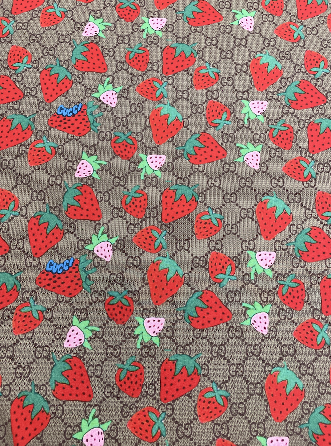 Gucci Strawberry Print – designerfabricscenter